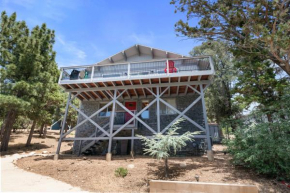 Chalet Colusa - SPECTACULAR MOUNTAIN RETREAT WITH INVITING HOT TUB! Big Bear Lake